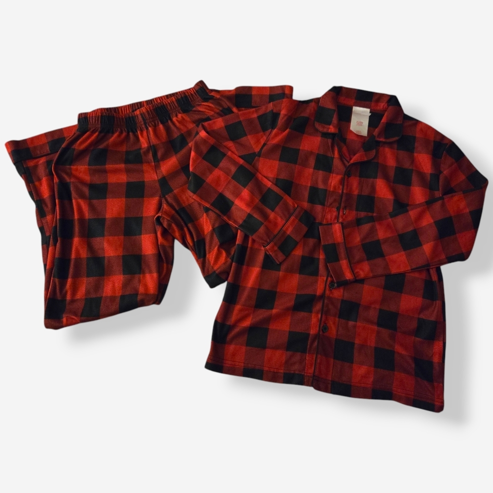 Wondershop Black and Red Flannel Holiday Pajama Set Kids 10 / Women's Small NWOT
